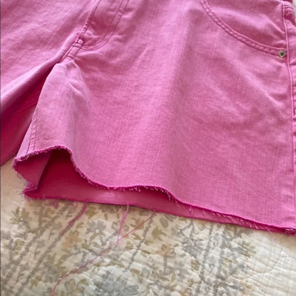 NEW GAP BUBBLEGUM PINK LOW STRIDE JEAN SHORTS 12T/31